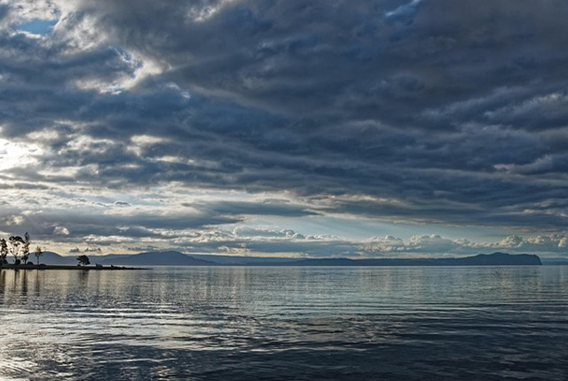 LakeTaupo.jpg