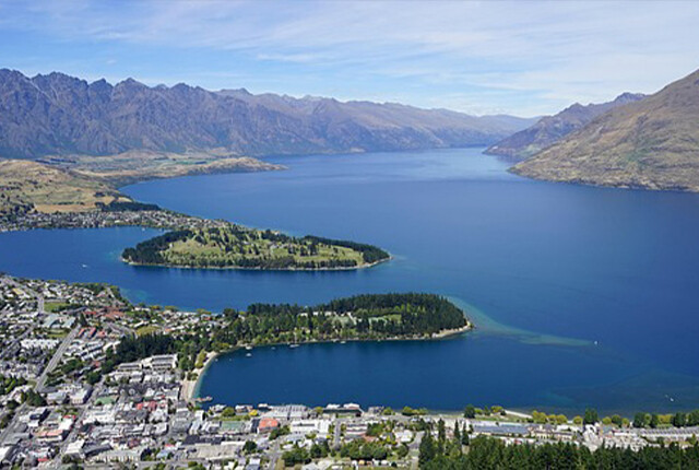 Queenstown.jpg